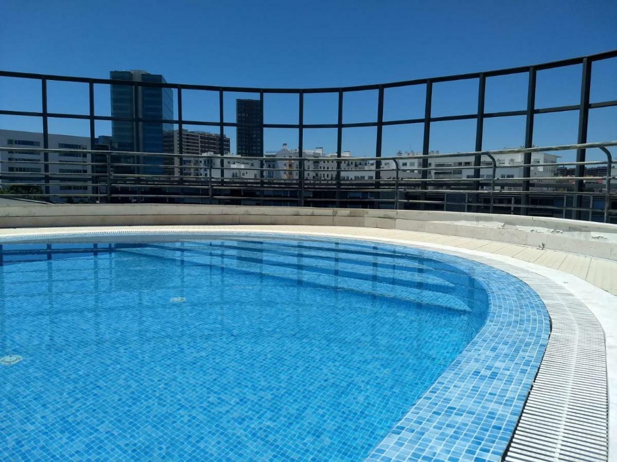 Parque Das Nacoes - Fil Pool Apartment Lisboa Eksteriør bilde